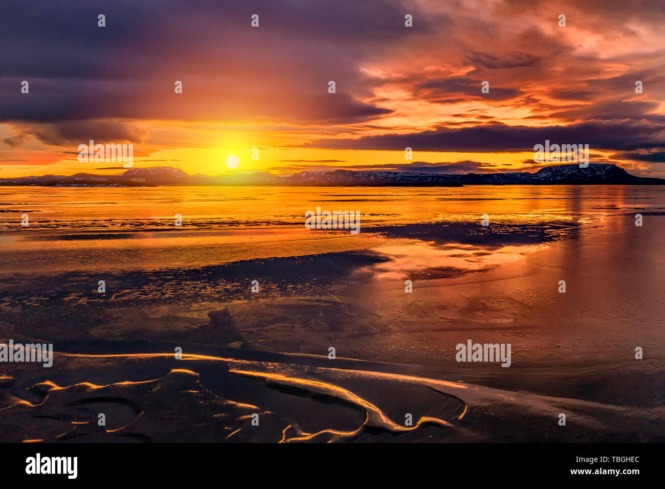 Tramonto in inverno, Lago Myvatn, Islanda Foto Stock
