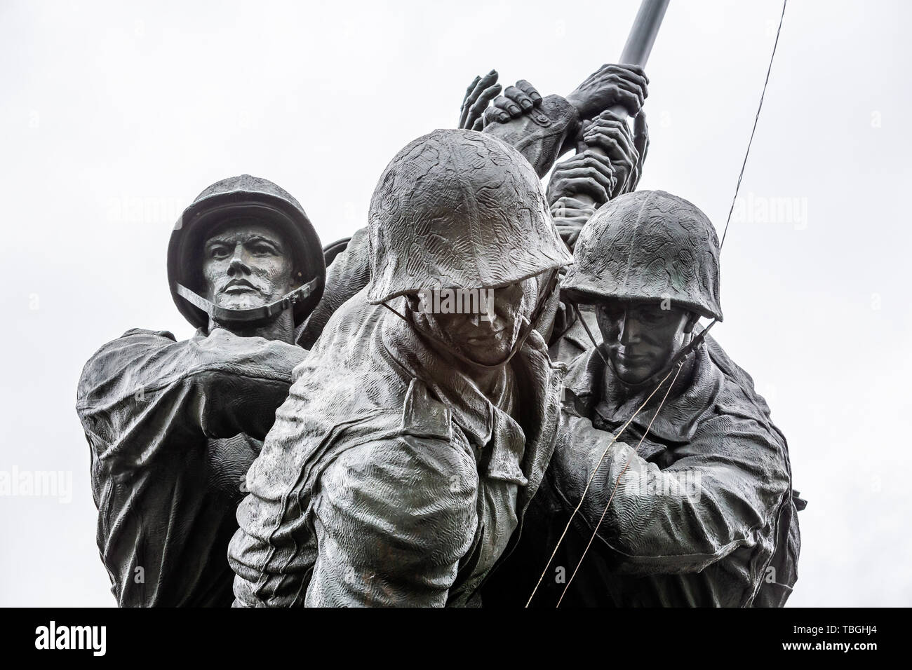 Stati Uniti Marine Corp War Memorial raffigurante la piantagione di bandiera su Iwo Jima in WWII in Arlington, Virginia, Stati Uniti d'America il 13 maggio 2019 Foto Stock