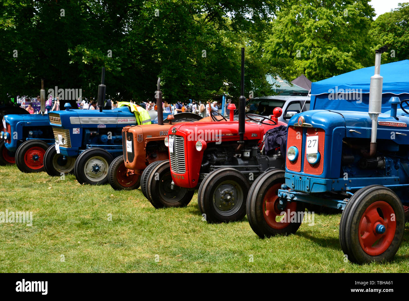 Patrimonio di trattori e attrezzature agricole a Bledlow Paese mostrano il 1 giugno 2019. Buckinghamshire, Inghilterra, Regno Unito Foto Stock