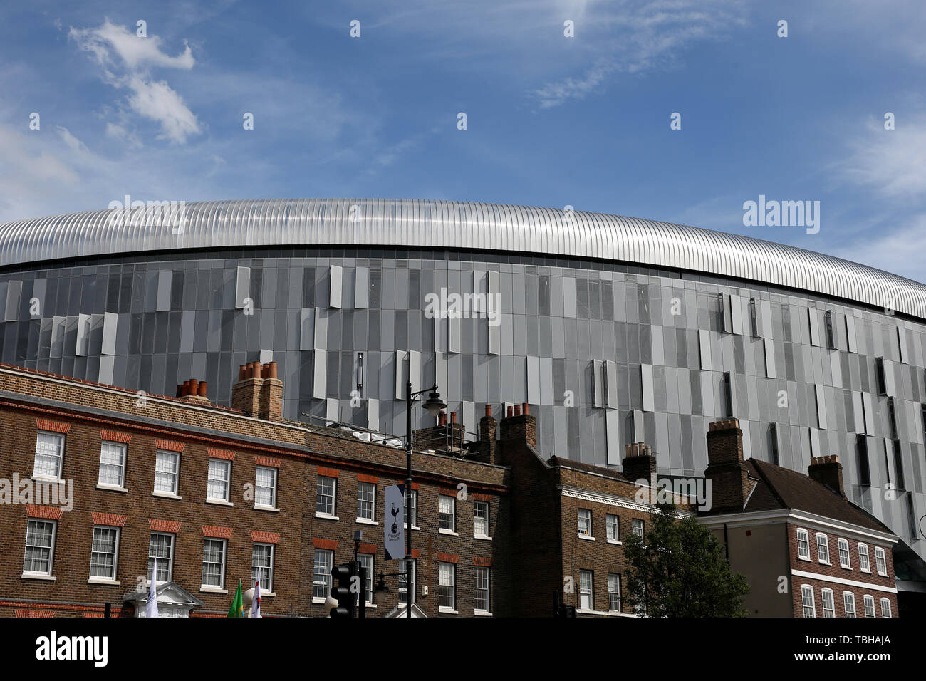 Una vista generale del Tottenham Hotspur Stadium che mostrerà uno screening della finale di UEFA Champions League tra Liverpool e Tottenham Hotspur. Foto Stock