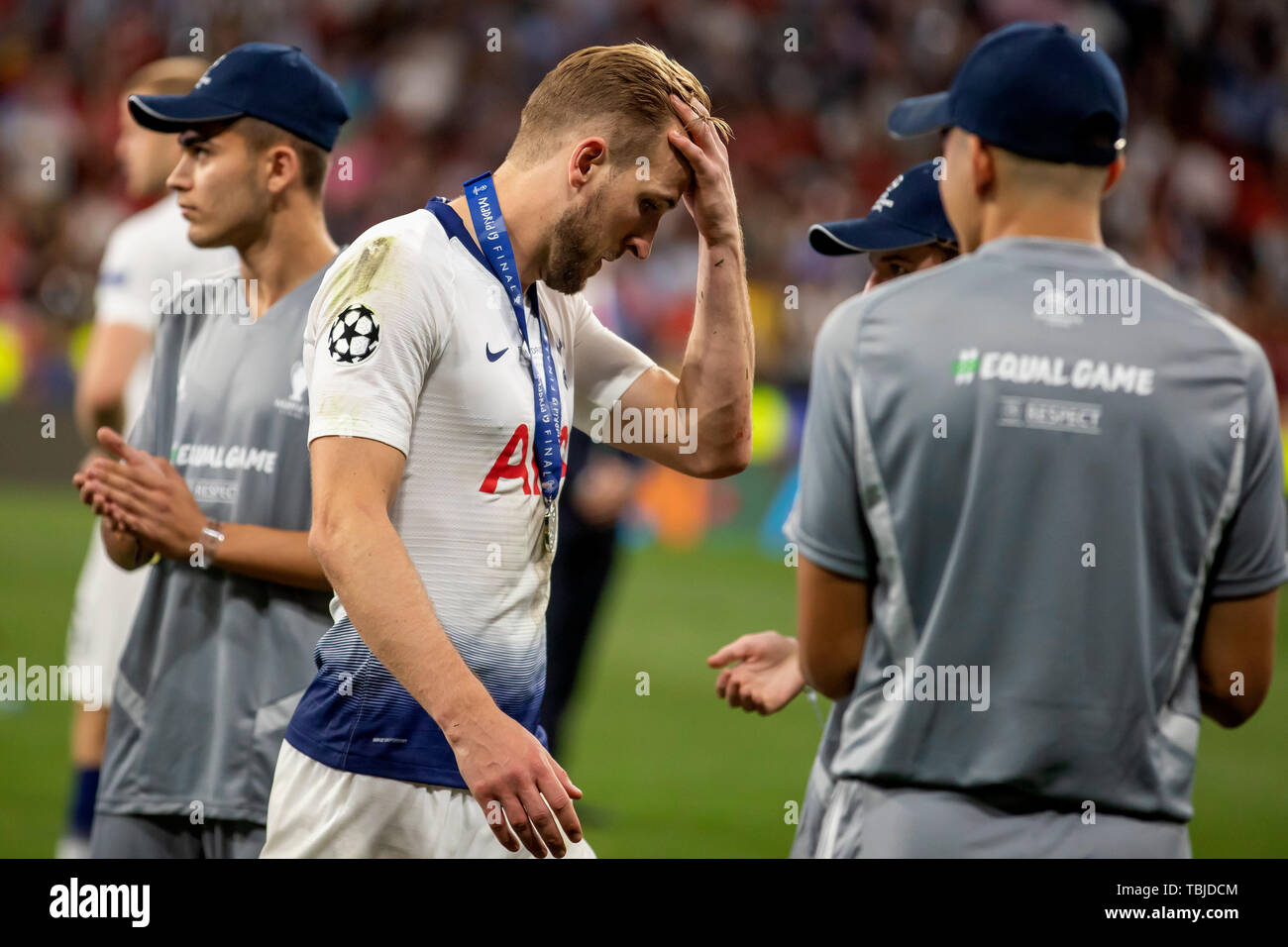 Madrid, Spagna. 02Giugno, 2019. Finale di UEFA Champions League, Tottenham Hotspur contro il Liverpool FC; uno sconsolato Harry Kane del Tottenham Hotspur Credit: Azione Plus immagini di sport/Alamy Live News Foto Stock