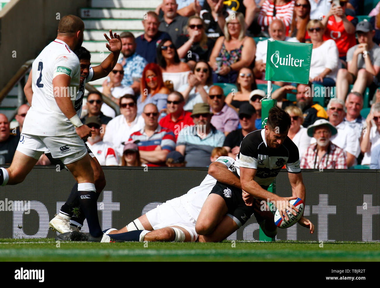 Londra, Regno Unito. 02Giugno, 2019. Mark Atkinson dei barbari durante Quilter Cup tra i barbari e Inghilterra XV a Twickenham Stadium di Londra il 02 giugno 2019 il credito: Azione Foto Sport/Alamy Live News Foto Stock