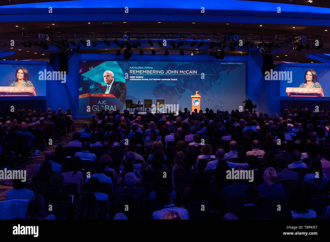Washington, Stati Uniti. 02Giugno, 2019. Debi Wisch, ambasciatori della società, AJC leadership nazionale consiglio, parla all'American Jewish Committee (AJC) Global Forum conference di Washington il 2 giugno 2019. Credito: SOPA Immagini limitata/Alamy Live News Foto Stock