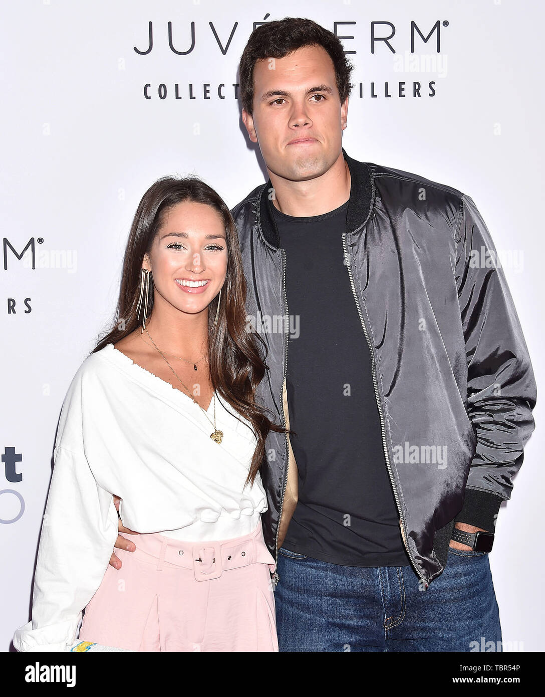 CARSON, CA - 01 giugno: Parker Schmidly Henry (L) e cacciatore Henry frequentare 2019 iHeartRadio Wango Tango a La dignità Salute Sport Park a giugno 01, 2019 a Carson, California. Foto Stock