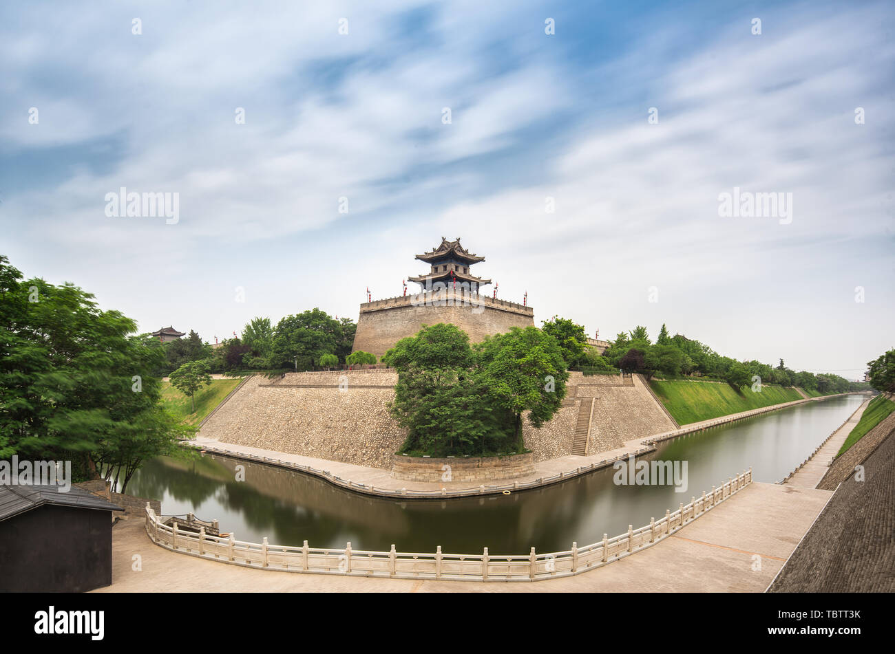 Scenario della torre angolare delle antiche mura della città di Xi'an Foto Stock