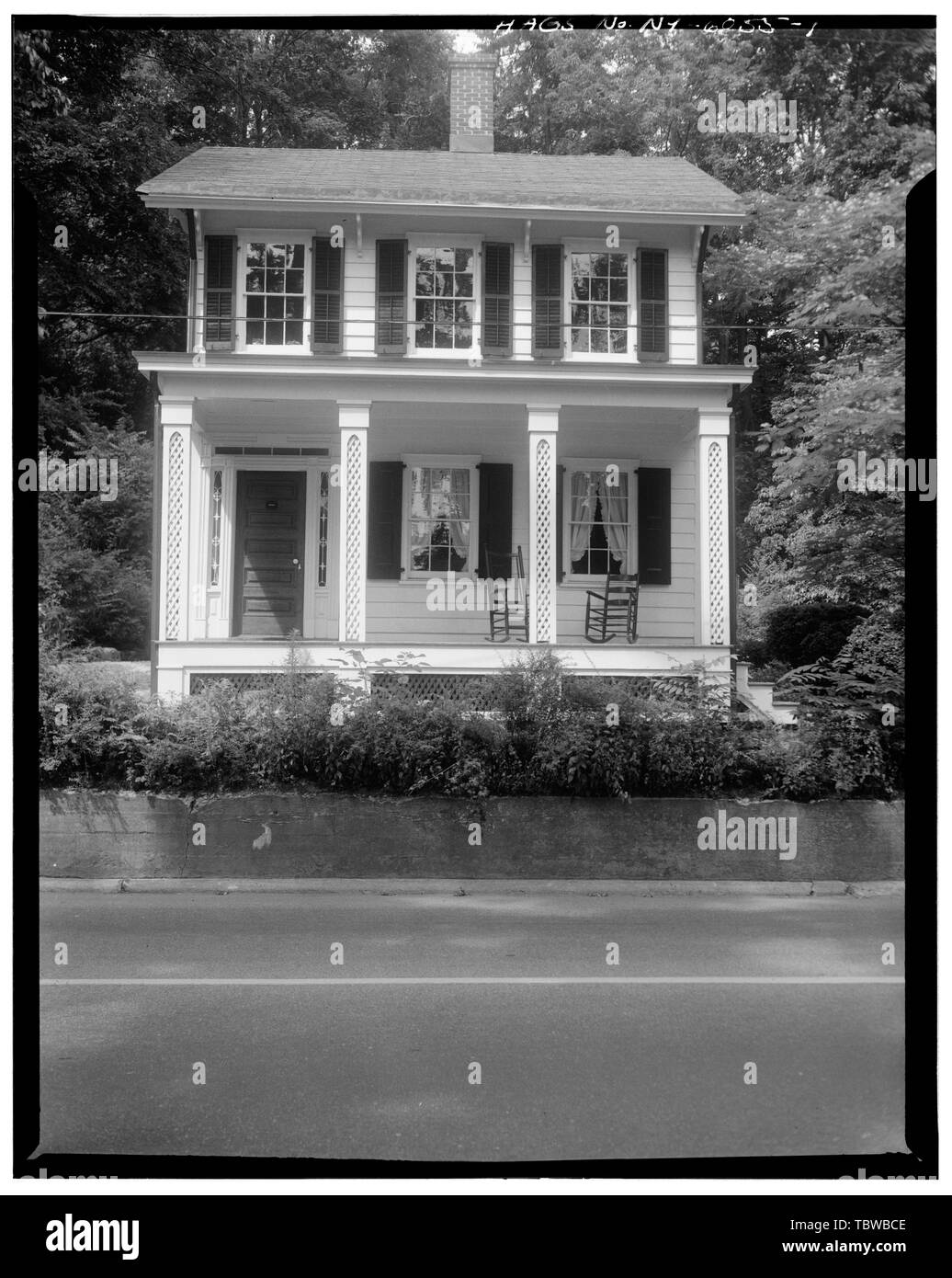 MAIN (EAST) ELEVATION James and William Smith House, 106 Main Street, Roslyn, Nassau County, NY Foto Stock
