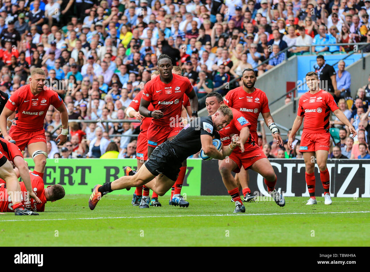 1 giugno 2019 , Stadio di Twickenham e Stadio di Twickenham Inghilterra ; Gallagher Premiership Inglese Play-Off Final 2019, Exeter Chiefs vs saraceni ; Sam Hill (23) di Exeter punteggi negli attimi finali del credito di gioco: Georgie Kerr/news immagini Foto Stock