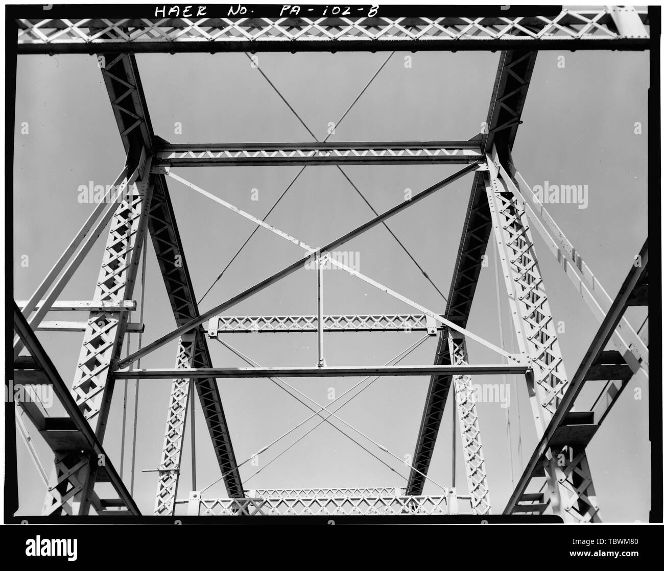 Stabilizzatore modificato di supporti antisismici presso il molo (installato nel 1925), guardando ad ovest Memorial Avenue bridge spanning Lycoming Creek, Williamsport, Lycoming County, PA Ponte Groton e Manufacturing Company Pennsylvania Department of Transportation Yule, Giordania Associates Wilson, Nathan D Corbe, Christine, storico Mohar Lawrence, fotografo Foto Stock