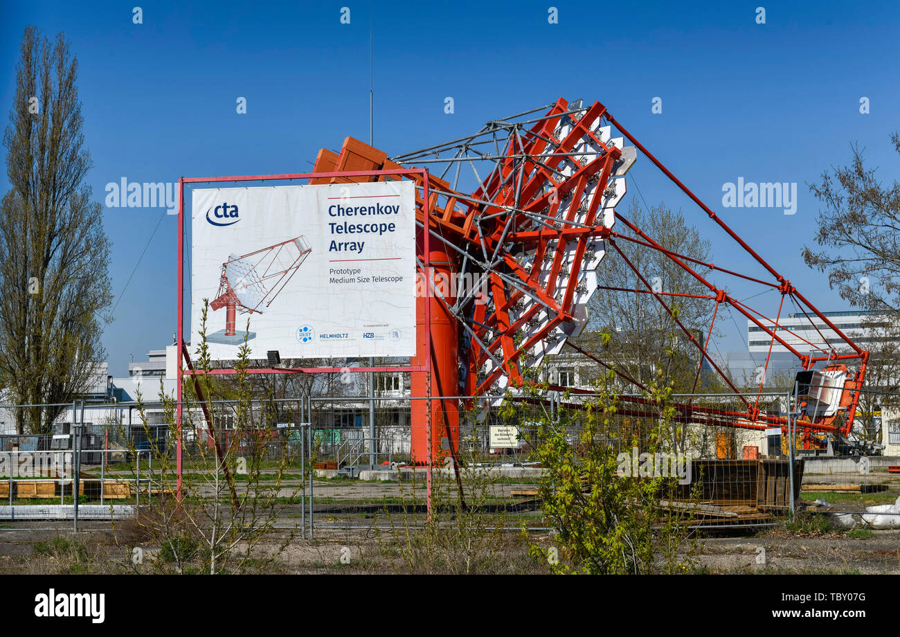 Cherenkov Telescope Array chimica assistente tecnico, Eagle Court, Treptow-Köpenick, Berlino, Germania, Cherenkov Telescope Array CTA, Adlershof, DT Foto Stock