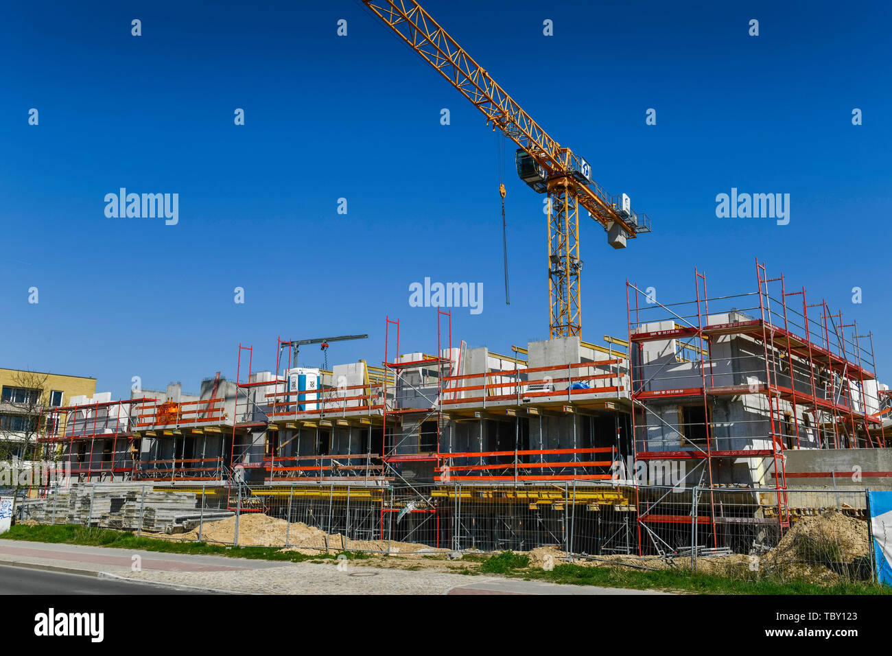 Sito di costruzione, house building, Altglienicke, Treptow-Köpenick, Berlino, Germania, Baustelle, Wohnungsbau, Deutschland Foto Stock