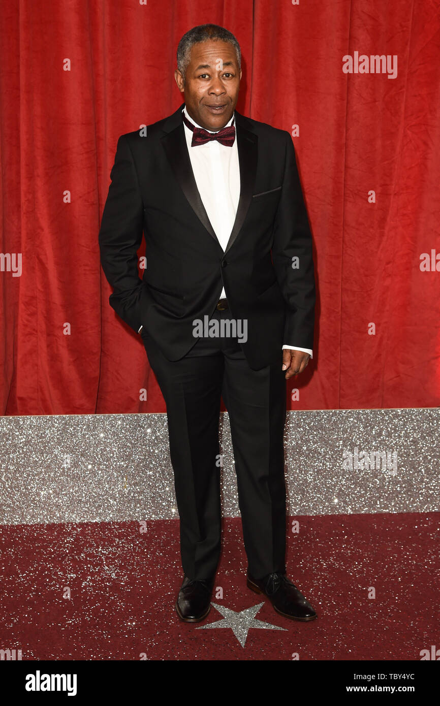 Londra, Regno Unito. Giugno 01, 2019: Trevor Michael Georges arrivando per il British Soap Awards 2019 presso il Teatro di Lowry, Manchester. Immagine: Steve Vas/Featureflash Foto Stock