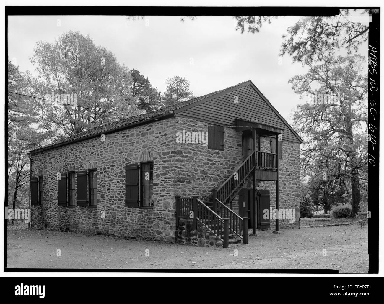 Nord (posteriore) e West Side elevazioni, guardando a sud-est di pietra vecchia chiesa e cimitero, al di fuori della US Route 76, Clemson, Pickens County, SC Anderson, Robert Pickens, Andrew Boucher , Jack, fotografo Pittenger, Nancy, storico di Potenza, J Tracy, storico Foto Stock