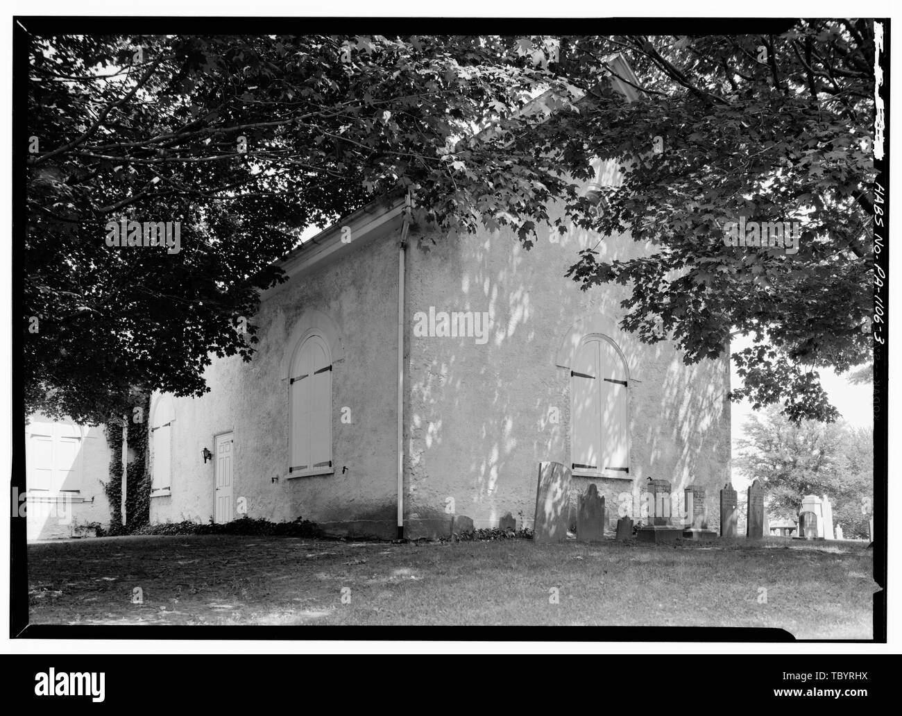 A nord e a ovest chiesa di San PeterintheGreat Valley, San Pietro Road (East Whiteland Township), Devault, Chester County, PA Foto Stock