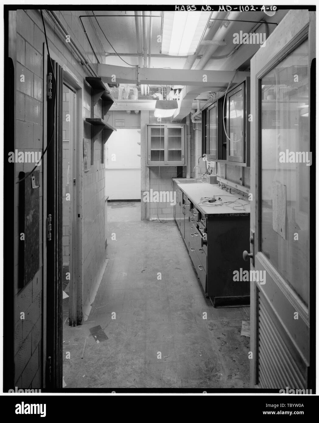 Gli istituti nazionali di sanità, igiene industriale Laboratory, 9000 Rockville Pike, Bethesda, Montgomery County, MD Wolcott, J Winthrop, Jr George A. Fuller Company Samuel J. Crewell Iron Works Walter S. Phelps granito dolce compagnia della società siderurgica Aerofin Corporation B. F. Società Sturtevant Ohio società iniettore leggendo, Pratt e cady James freddo porta di storage Company J. P. Pfeiffer e figlio Dyer, Rolla e von Ottingen, Wolfgang G Donahue, Dennis D Robinson e Associates, Inc., imprenditore Gaudreau, William un, L, contraente Hooper, Carol, campo squadra Fetzer, Kristin, campo squadra Robinson, Judith, Foto Stock