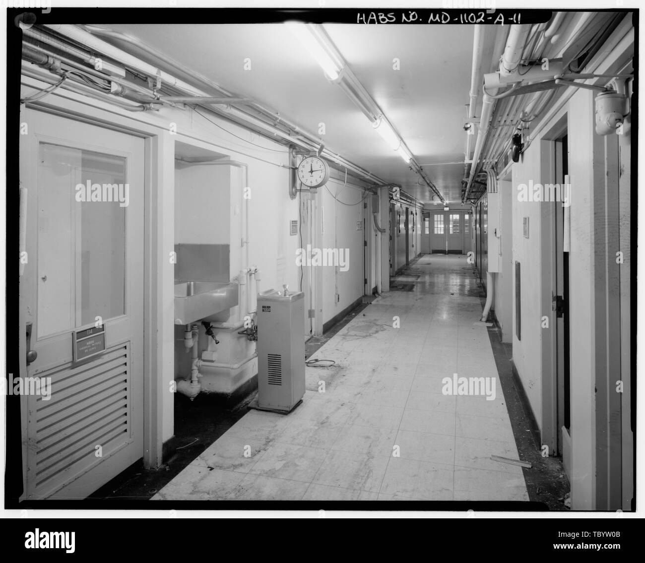 Gli istituti nazionali di sanità, igiene industriale Laboratory, 9000 Rockville Pike, Bethesda, Montgomery County, MD Wolcott, J Winthrop, Jr George A. Fuller Company Samuel J. Crewell Iron Works Walter S. Phelps granito dolce compagnia della società siderurgica Aerofin Corporation B. F. Società Sturtevant Ohio società iniettore leggendo, Pratt e cady James freddo porta di storage Company J. P. Pfeiffer e figlio Dyer, Rolla e von Ottingen, Wolfgang G Donahue, Dennis D Robinson e Associates, Inc., imprenditore Gaudreau, William un, L, contraente Hooper, Carol, campo squadra Fetzer, Kristin, campo squadra Robinson, Judith, Foto Stock