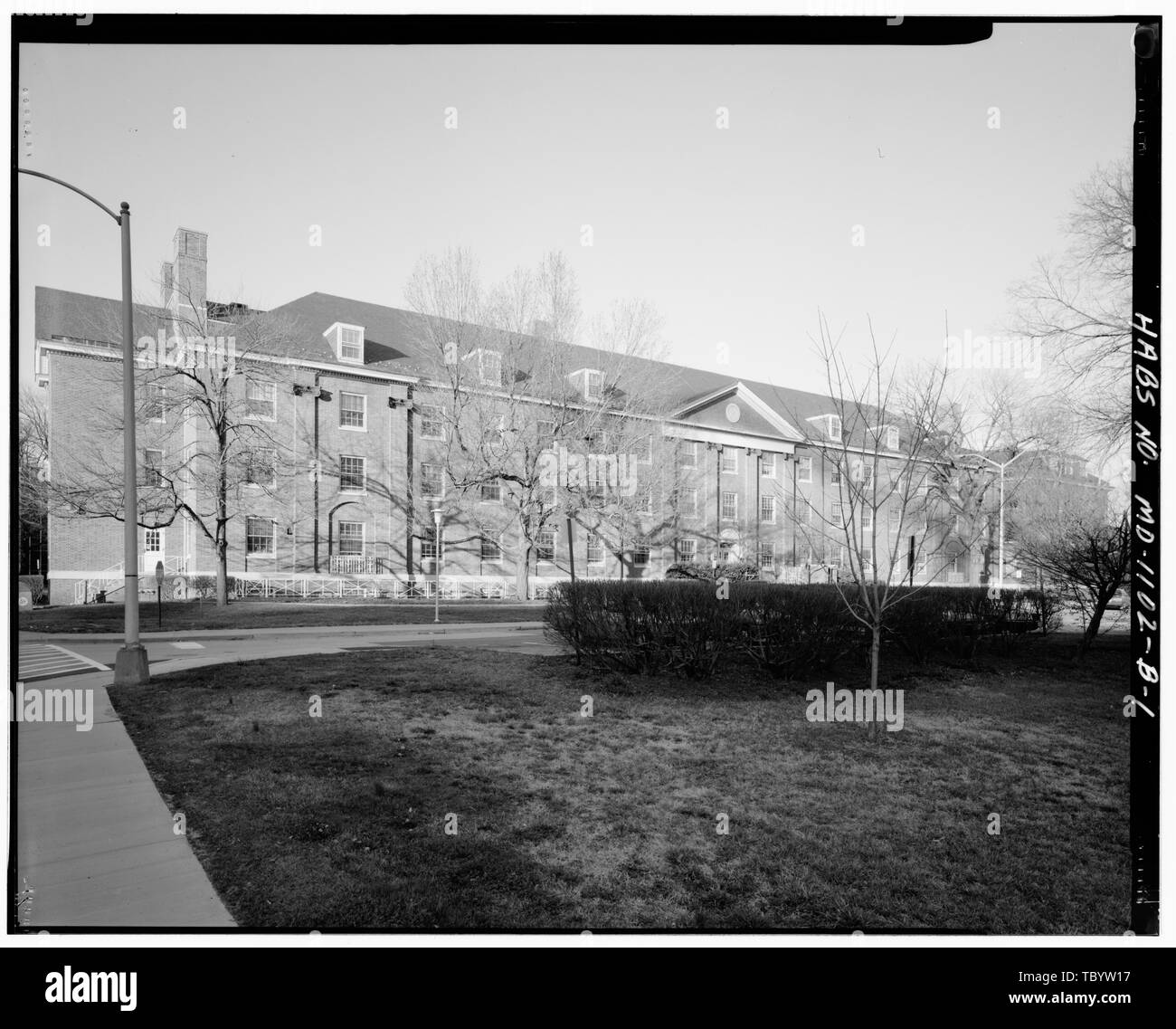 Gli istituti nazionali di Sanità, Istituto Nazionale contro il cancro, 9000 Rockville Pike, Bethesda, Montgomery County, MD Simon, Louis Adolphe George A. Fuller Company Voegtlin, Carl Parran, Thomas Wilson, Luca mi Morgenthau, Henry Robinson e Associates, Inc., imprenditore Oudens e Knoop, architetti, PC, imprenditore Edgington, Justin B, campo squadra Bobeczko, Laura L, campo squadra Robinson, Judith H, project manager Dyer, Delores, trasmettitore Smalling, Walter, fotografo Brierton, Joan M, storico Foto Stock