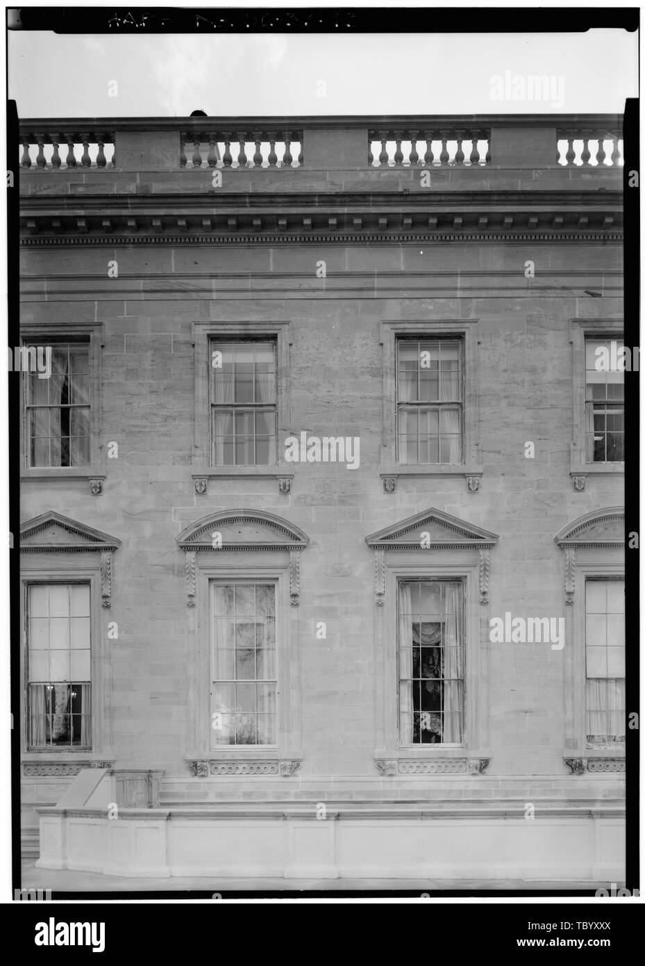 A nord la vista in elevazione di fianco Ovest, la sezione di centro Casa Bianca, 1600 Pennsylvania Avenue, Northwest, Washington, Distretto di Columbia, DC Foto Stock