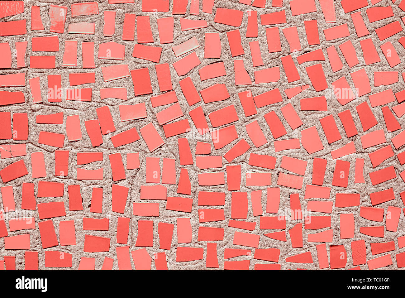 Primo piano della moda di corallo astratto colorato mosaico di piastrelle di ceramica di sfondo modellato Foto Stock