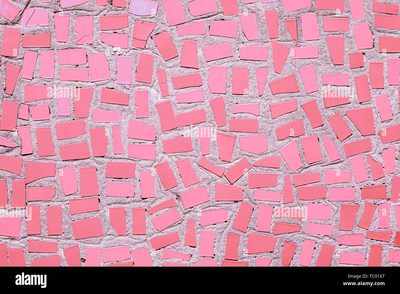 Primo piano della rosa astratto colorato mosaico di piastrelle di ceramica di sfondo modellato Foto Stock