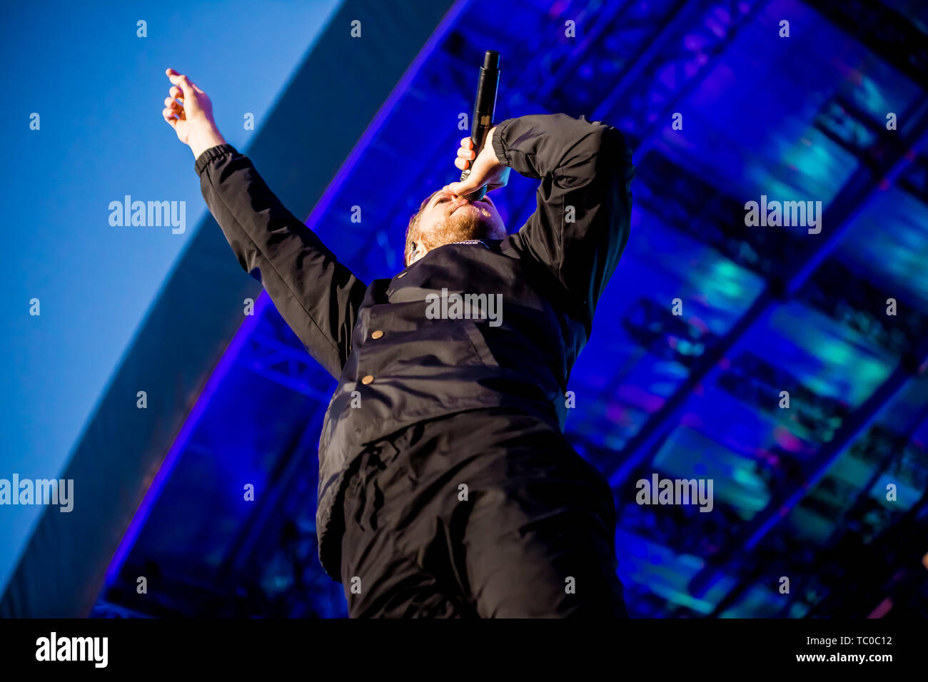 Firenze, Italia. 02Giugno, 2019. Dan Reynolds, Wayne sermone Ben McKee e Daniel Platzman aka immaginare Draghi ha scelto l'Italia per eseguire nell'unica tappa europea del loro tour. Il 2 giugno la band statunitense ha preso la fase del Visarno Arena a Firenze per eseguire in tutti i loro più grandi successi di record. Il concerto è stato organizzato da Livenation Italia. Credito: Luigi Rizzo/Pacific Press/Alamy Live News Foto Stock