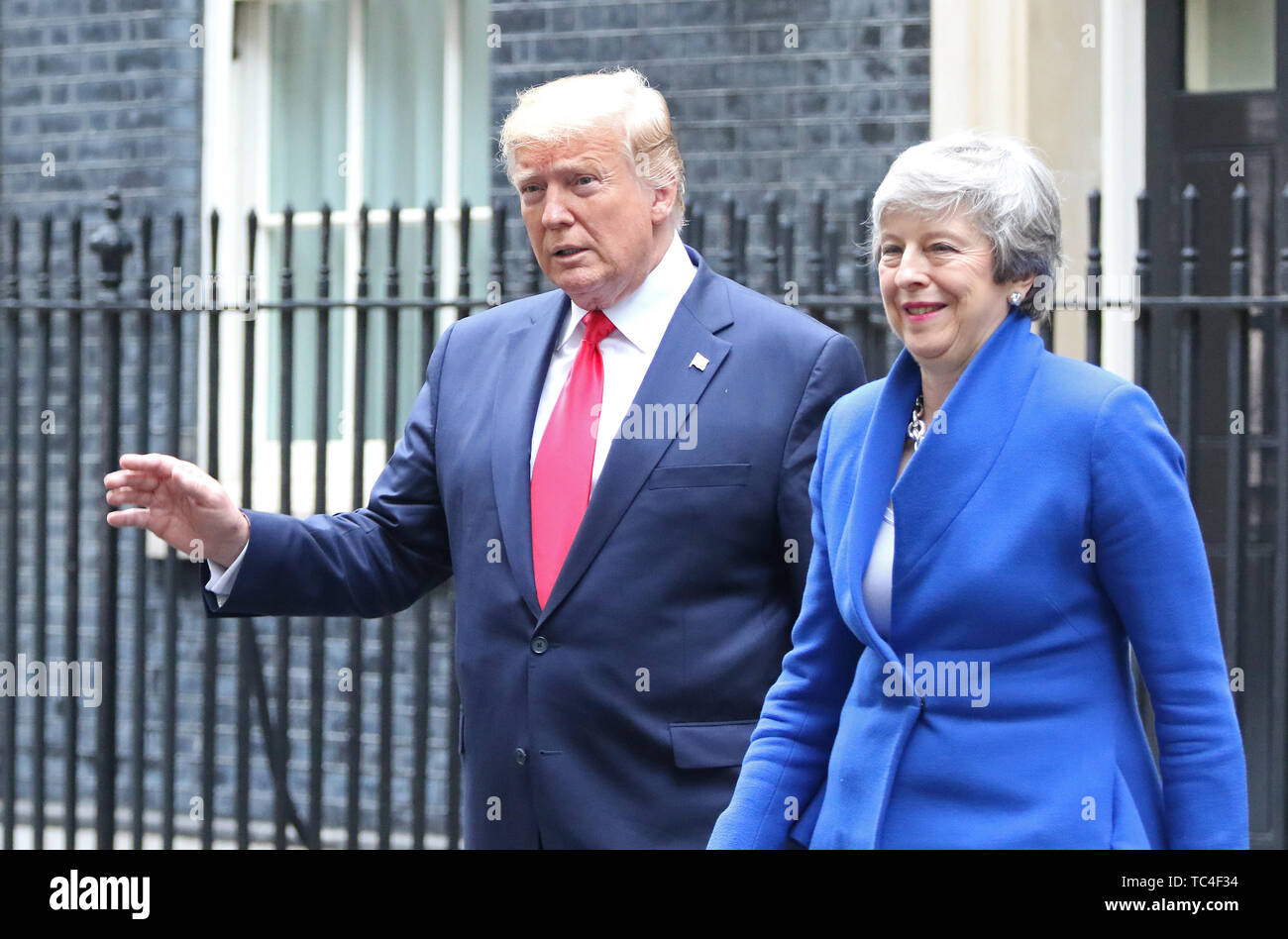 Theresa Maggio e Donald Trump, Stati Uniti d'America visita presidenziale per il Regno Unito, Downing Street, Londra, Regno Unito, 04 giugno 2019, Foto di ri Foto Stock