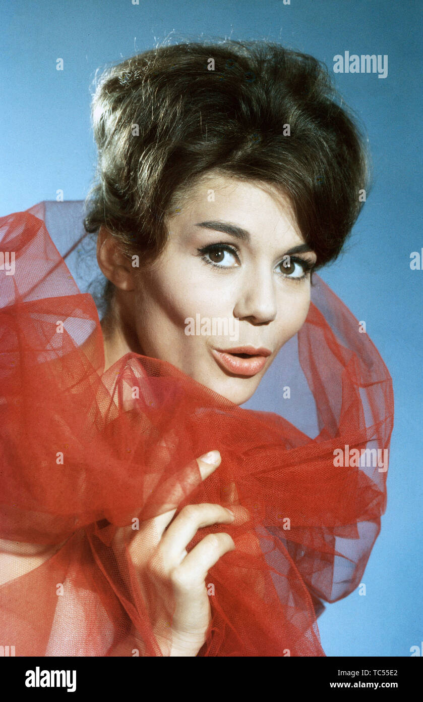 Giorgia Moll, italienische Schauspielerin und Sängerin, Deutschland ca. 1961. Italian attrice e cantante Giorgia Moll, Germania ca. 1961. Foto Stock