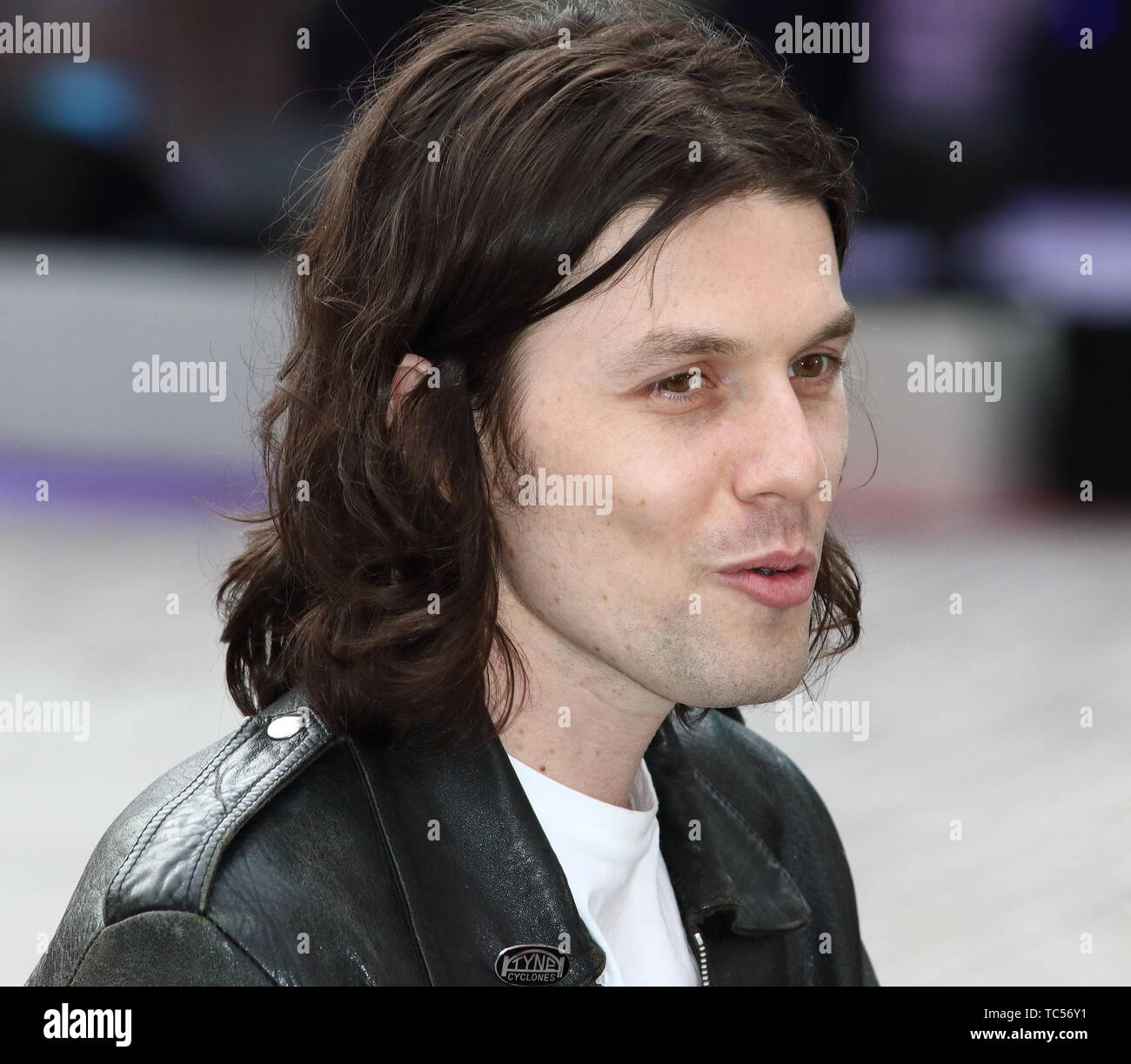 James Bay visto durante la Royal Academy of Arts Estate Anteprima della Fiera Party presso la Royal Academy, Piccadilly a Londra. Foto Stock