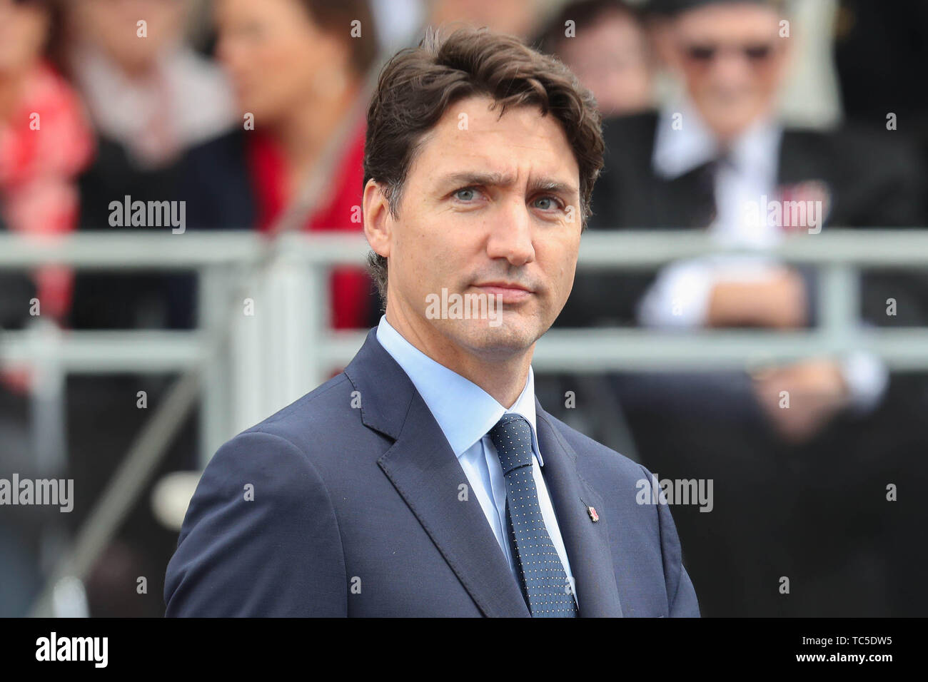 Il primo ministro canadese Justin Trudeau durante le commemorazioni per il settantacinquesimo anniversario dello sbarco in Normandia a Southsea comune, Portsmouth. Foto Stock