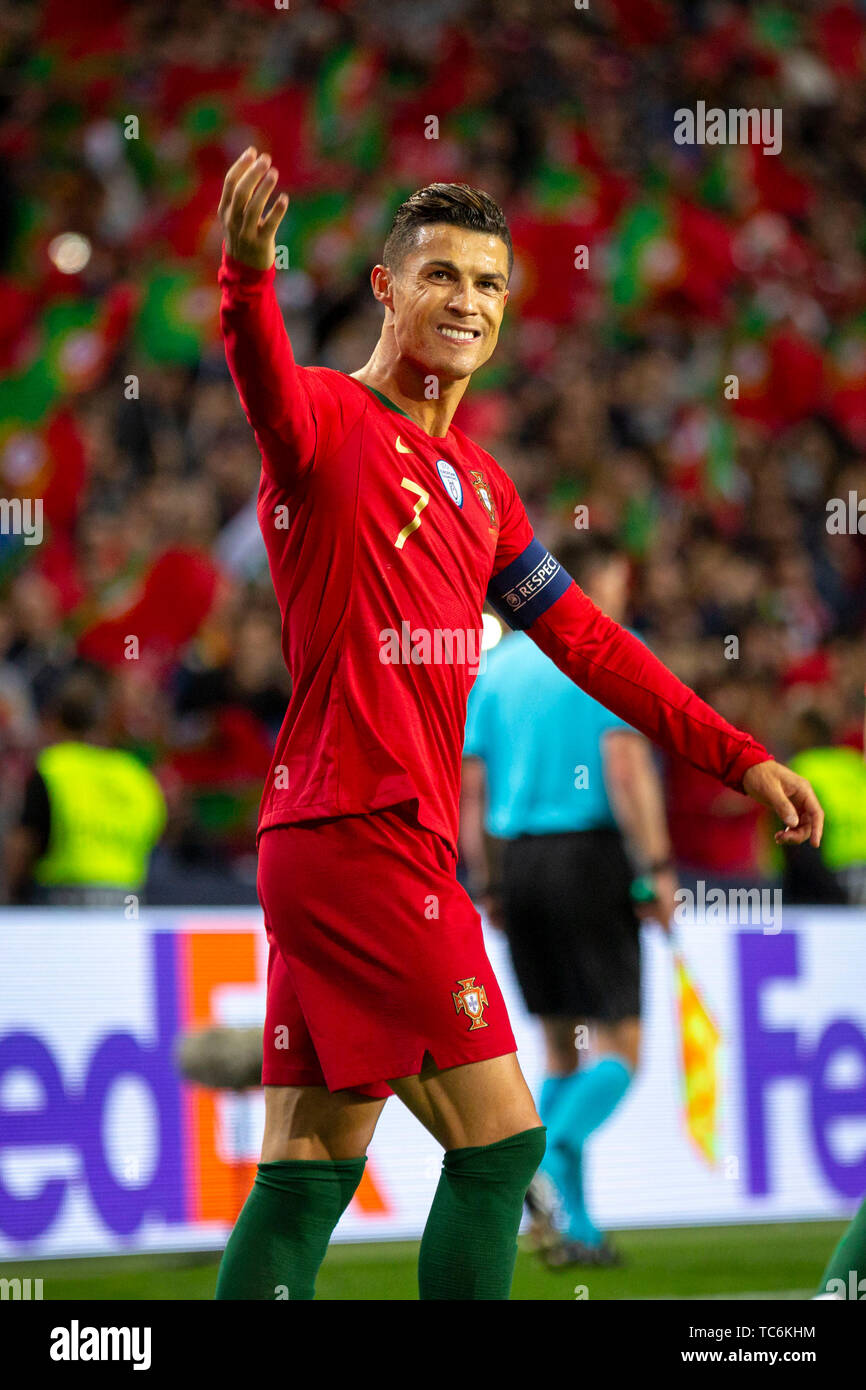 Porto, Portogallo. 05 Giugno, 2019. Il Portogallo player Cristiano Ronaldo celebra il secondo obiettivo durante la UEFA Nazioni League finali al Dragon Stadium di Porto, Portogallo. ( Portogallo 3:1 Svizzera ) Credito: SOPA Immagini limitata/Alamy Live News Foto Stock