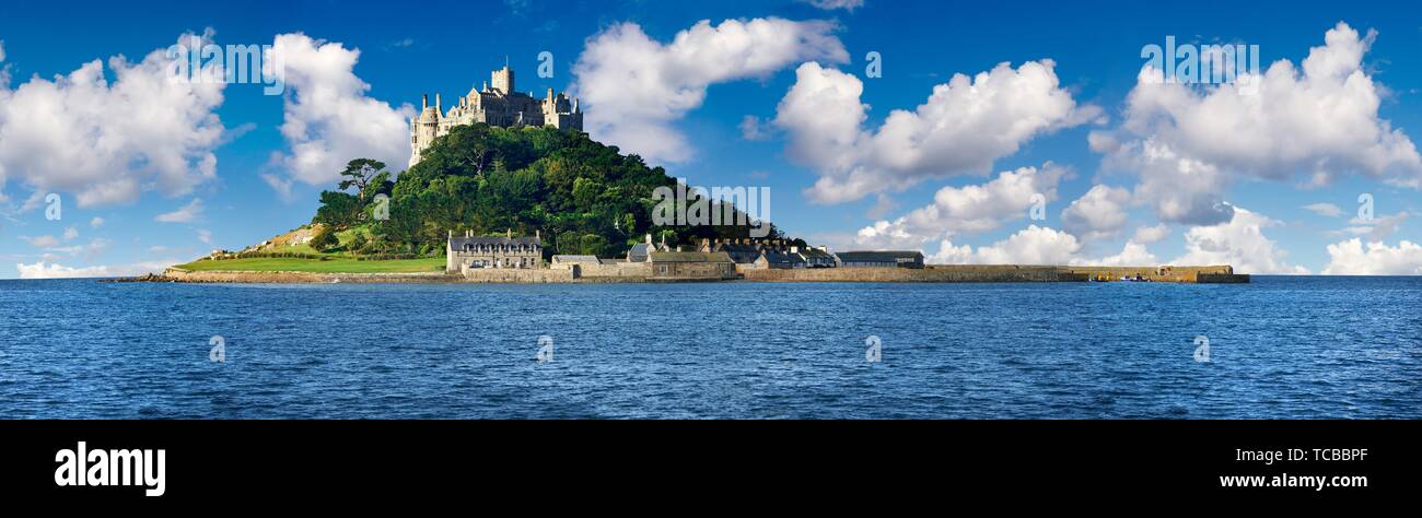 St Michael's Monte Isola di marea, Mount's Bay, Cornwall, Inghilterra, Regno Unito. Foto Stock