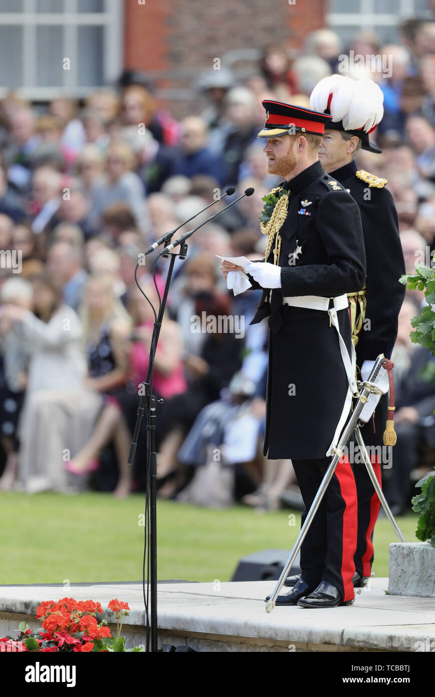 Il Duca di Sussex parlando durante la festa del Fondatore celebrazioni presso il Royal Hospital Chelsea nella zona ovest di Londra. Foto Stock
