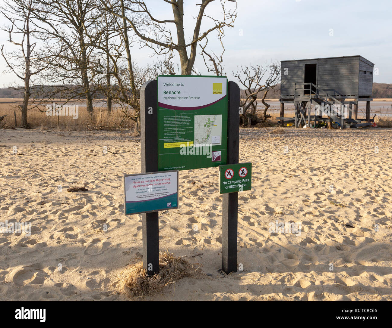 Benacre riserva naturale nazionale, costa del Mare del Nord, Suffolk, Inghilterra, Regno Unito informazioni registrazione avviso Foto Stock