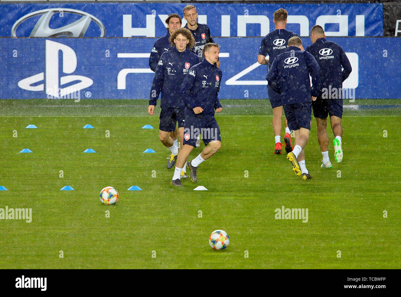 Praga, Repubblica Ceca. Il 6 giugno, 2019. I giocatori della nazionale della Repubblica ceca squadra di calcio di frequentare il corso di formazione tecnica per il Campionato Europeo il qualificatore con la Bulgaria (Praga il 7 giugno) a Praga Repubblica Ceca, Giugno 6, 2019. Credito: Katerina Sulova/CTK foto/Alamy Live News Foto Stock