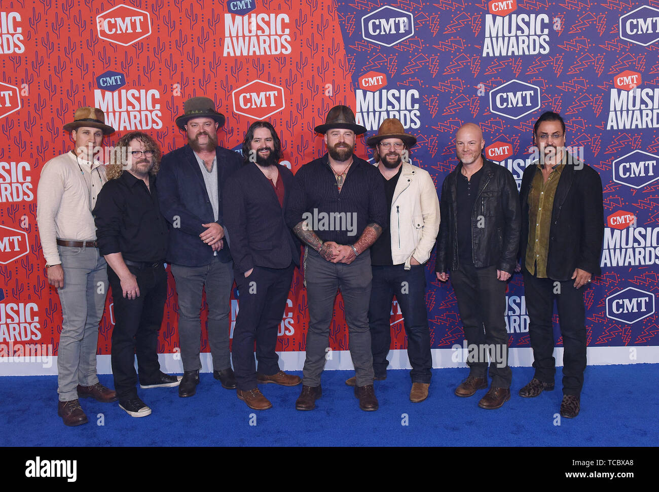 NASHVILLE, Tennessee - Giugno 05: argilla Bowles, Jimmy De Martini, argilla Cook, Zac Brown, Daniel de los Reyes, Matt Mangano, Driskell John Hopkins e Chris Fryar, Leslie Fram della Zac Brown Band frequentare il 2019 CMT Music Awards a Bridgestone Arena a giugno 05, 2019 a Nashville, nel Tennessee. Foto: Nathan Cox per imageSPACE/MediaPunch Foto Stock