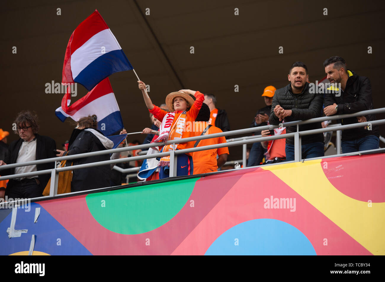 GUIMARES, Portogallo 6 GIUGNO tifosi olandesi prima che la UEFA Nazioni League match tra Paesi Bassi e Inghilterra a Estádio D. Afonso Henriques di Guimaraes, Portogallo giovedì 6 giugno 2019. (Credit: Pat Scaasi | MI News ) Credito: MI News & Sport /Alamy Live News Foto Stock