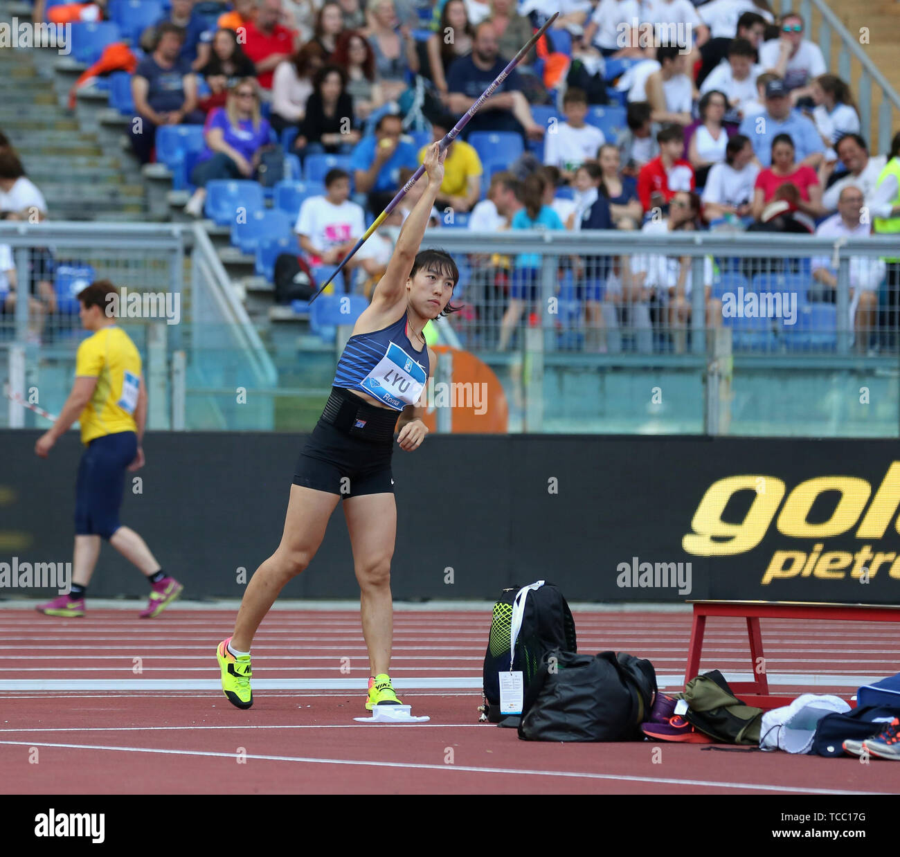 Roma, Italia - Jun 06: Huihui Lyu della Cina compete nel Giavellotto durante la IAAF Diamond League 2019 Golden Gala Pietro Mennea a Roma (credito: Mickael Chavet/Zuma/Alamy Live News) Foto Stock