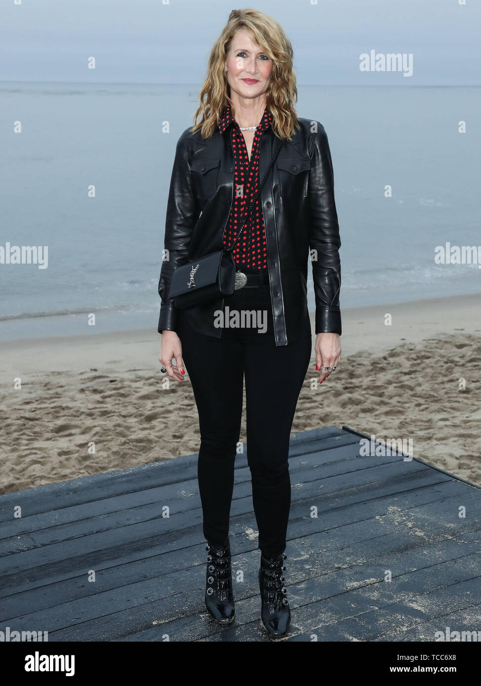 MALIBU, Los Angeles, California, Stati Uniti d'America - 06 giugno: attrice Laura Dern arriva a Saint Laurent Mens Primavera Estate 20 Show tenutosi al Paradise Cove Beach il 6 giugno 2019 in Malibu, Los Angeles, California, Stati Uniti. (Foto di Xavier COLLIN/Image Press Agency) Foto Stock
