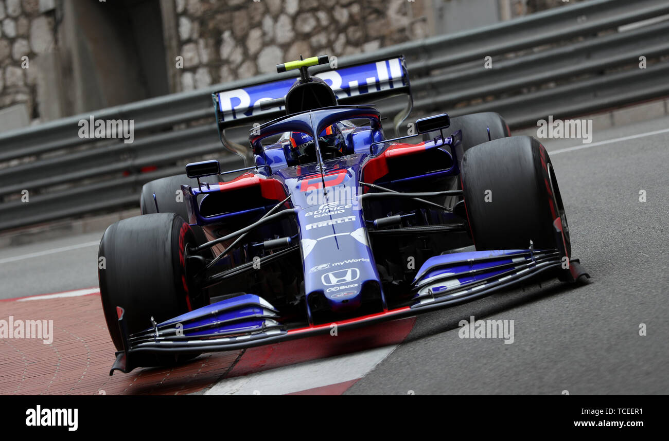 Torro Rosso Alexander Albon durante il secondo turno di prove libere sul circuito de Monaco, Monaco Foto Stock