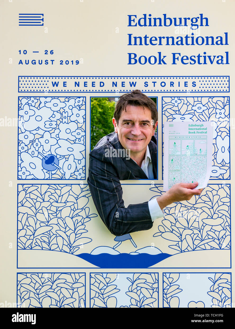 Nick Orzo, Direttore Edinburgh International Book Festival lancia il programma 2019, Charlotte Square Gardens, Edimburgo, Scozia, Regno Unito Foto Stock