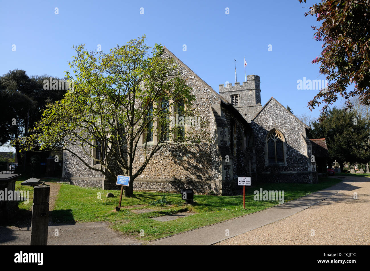 St James Church, Bushey, Hertfordshire, ha un martello-tetto di fascio, che è uno dei più antichi di Hertfordshire. Foto Stock