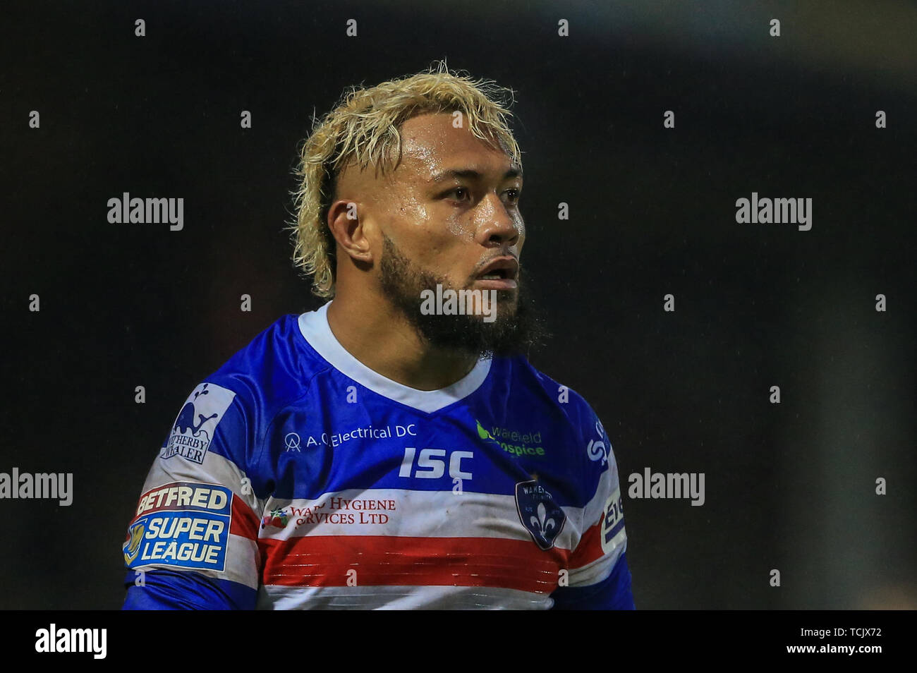 7 giugno 2019 , Mobile Rocket Stadium, Wakefield, Inghilterra; Betfred Super League, rotonda 17, Wakefield Trinity vs Leeds rinoceronti ; Junior Sa'u (35) di Wakefield Trinità durante il gioco Credito: Mark Cosgrove/news immagini Foto Stock