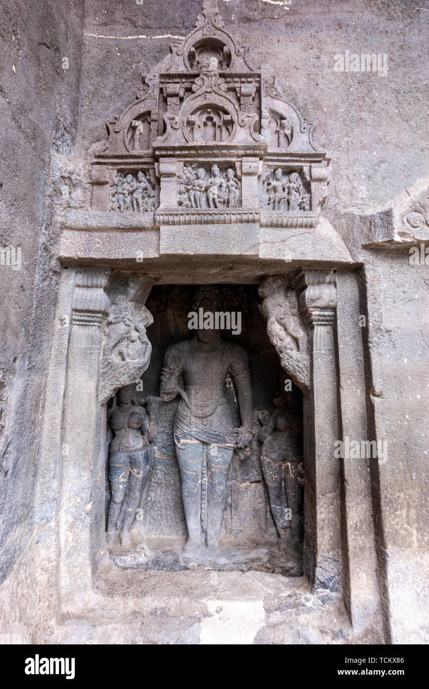 Falegname (Grotta Grotta buddista 10), Grotte di Ellora, rock-cut-monastero grotta del tempio, Aurangabad distretto di Maharashtra, India. Foto Stock