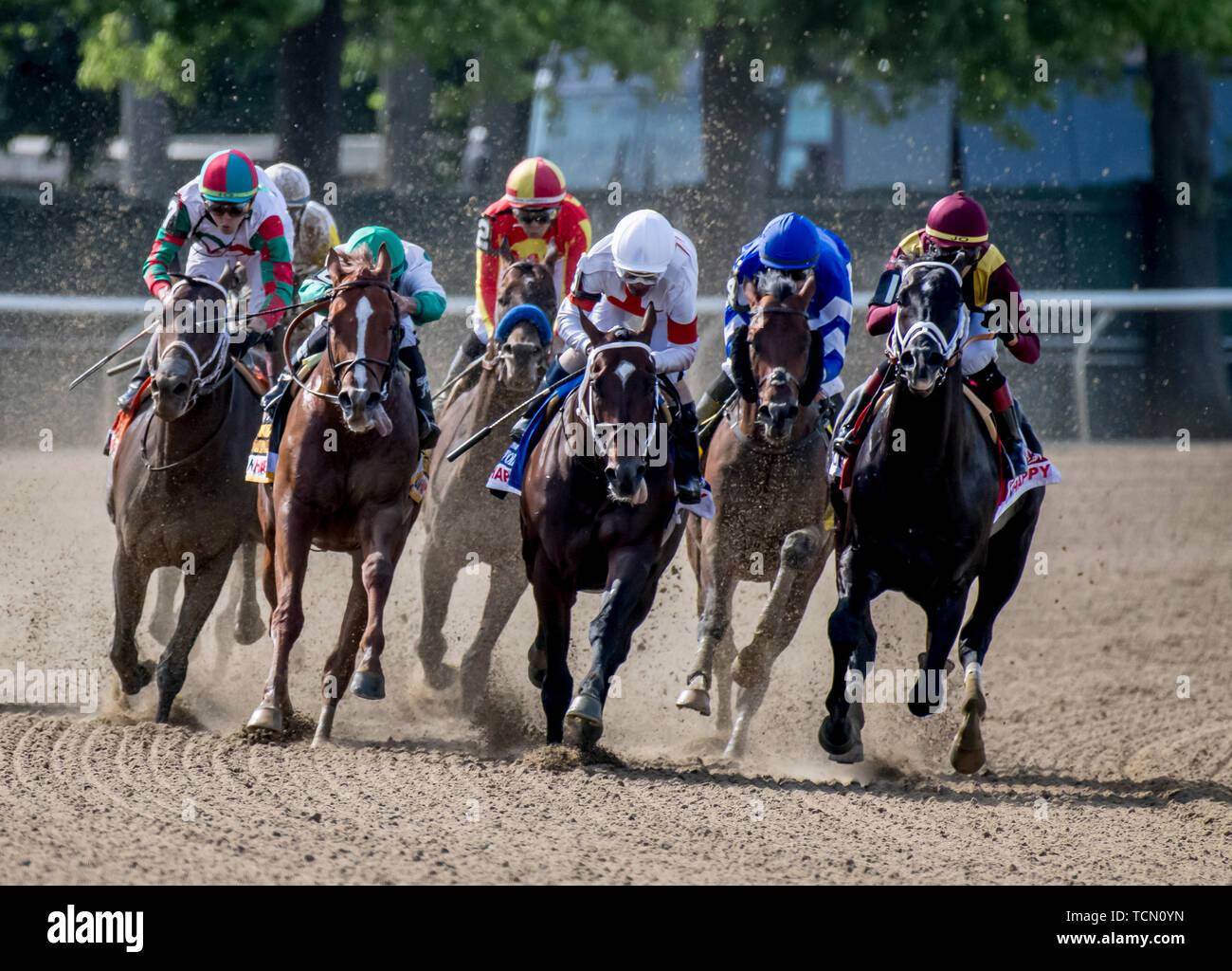 Elmont, NY, STATI UNITI D'AMERICA. 8 Giugno, 2019. Giugno 8, 2019 : #3, Mitole, cavalcato da fantino, Ricardo Santana, Jr., vince il Metropolita Runhappy picchetti su Belmont Stakes Festival sabato a Belmont Park di Elmont, New York. Dan Heary/Eclipse Sportswire/CSM/Alamy Live News Foto Stock