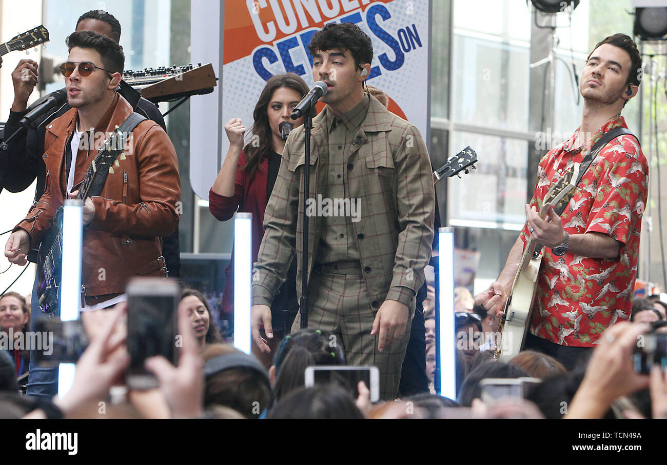 Giugno 07, 2019 Nick Jonas Joe Jonas, Kevin Jonas dei Jonas Brothers a oggi mostrano una serie di concerti per eseguire, parlare di nuovo album inizia la felicità e tour in New York Giugno 07, 2019 Credit:RW/MediaPunch Foto Stock