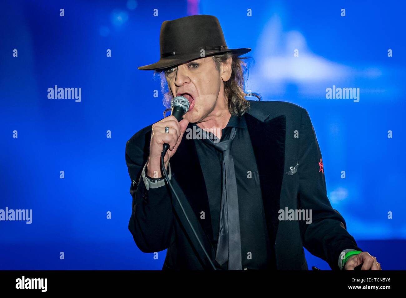 07.06.2019, Udo Lindenberg, il culto tedesco cantante, musicista, compositore, panico rocker, scrittore e pittore sul suo LIVE 2019 tour in con lo Mercedes-Benz-Arena di Berlino. | Utilizzo di tutto il mondo Foto Stock