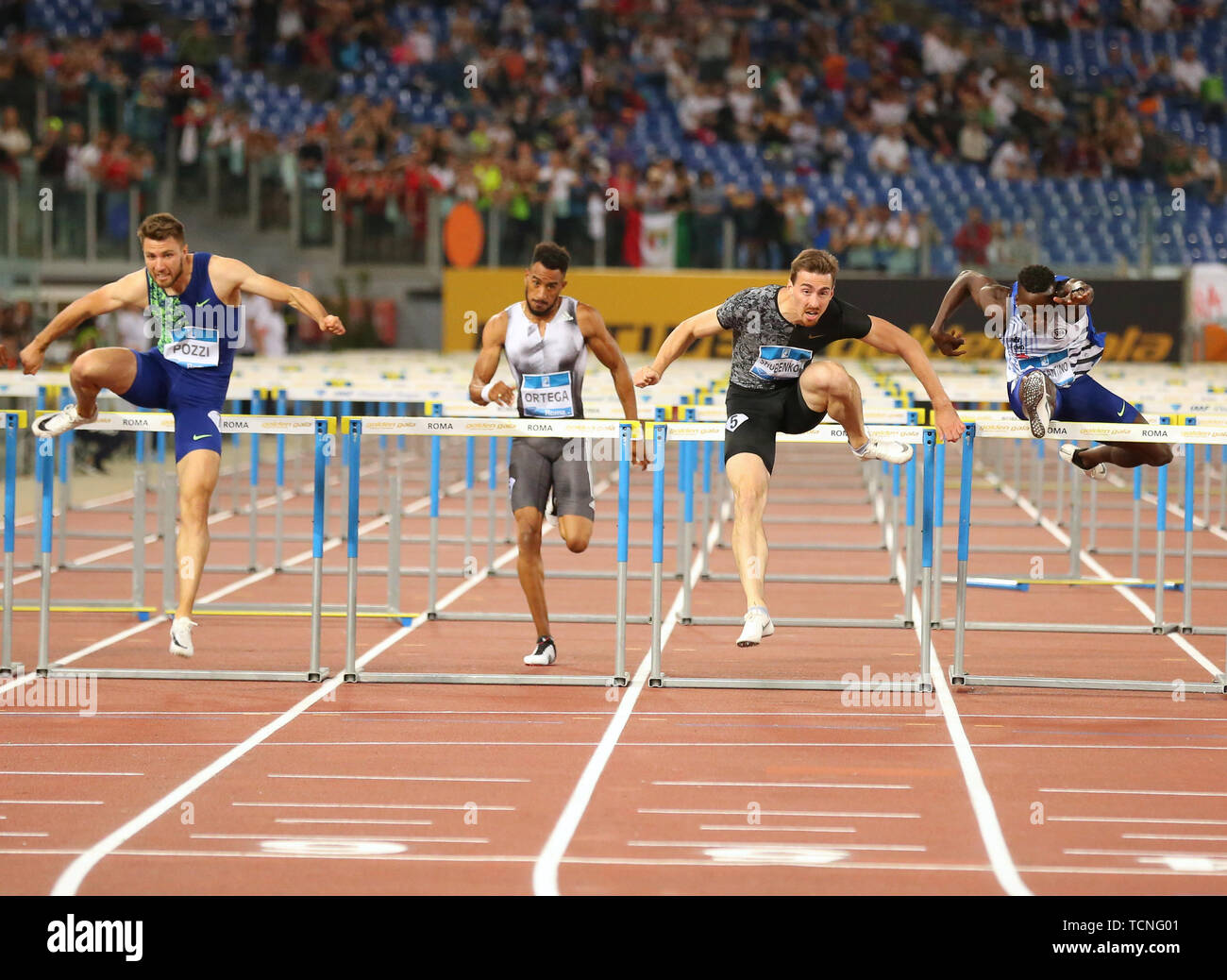 Roma, Italia - Jun 06: Sergey Shubenkov, Andrew Pozzi e Gabriel Constantino competere in Uomini 110m ostacoli evento durante la IAAF Diamond League 2019 Foto Stock