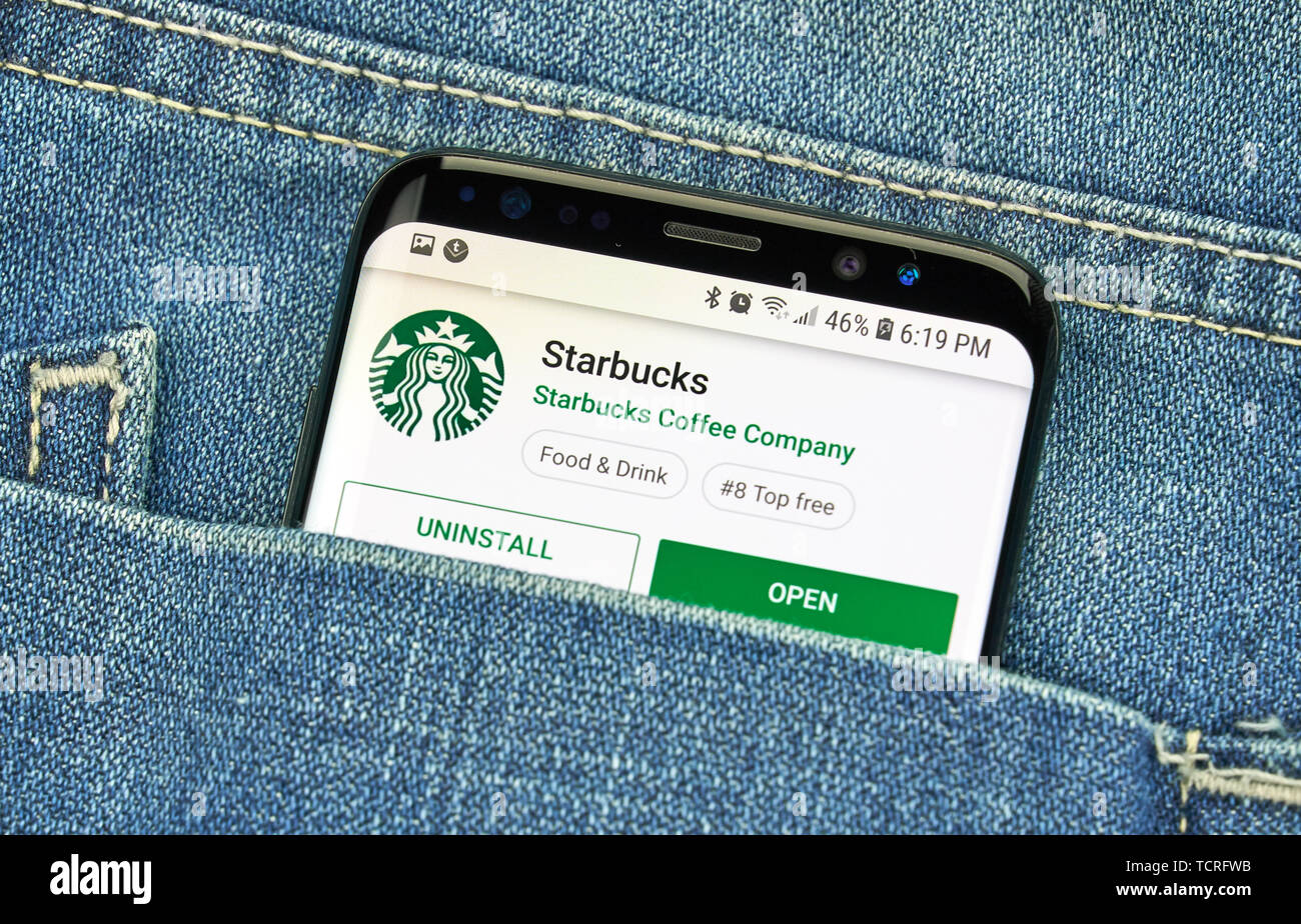 MONTREAL, Canada - 23 dicembre 2018: Starbucks android app e logo sul Samsung s8 schermo. Starbucks Corporation è un american coffee company e COF Foto Stock