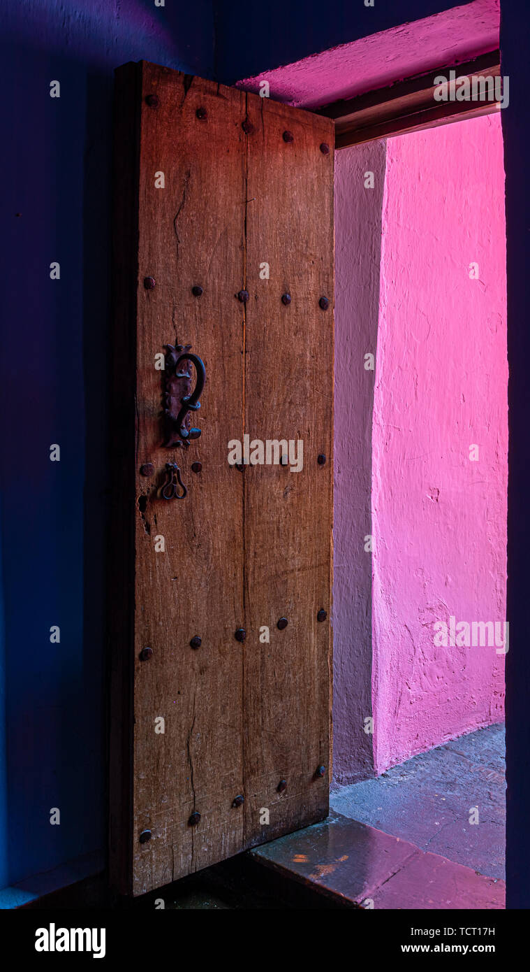 Hotel Mesones Sacristia a Puebla, in Messico --- Puebla, formalmente Heroica Puebla de Zaragoza e noto anche come Puebla de los Ángeles, è la sede di Pueb Foto Stock