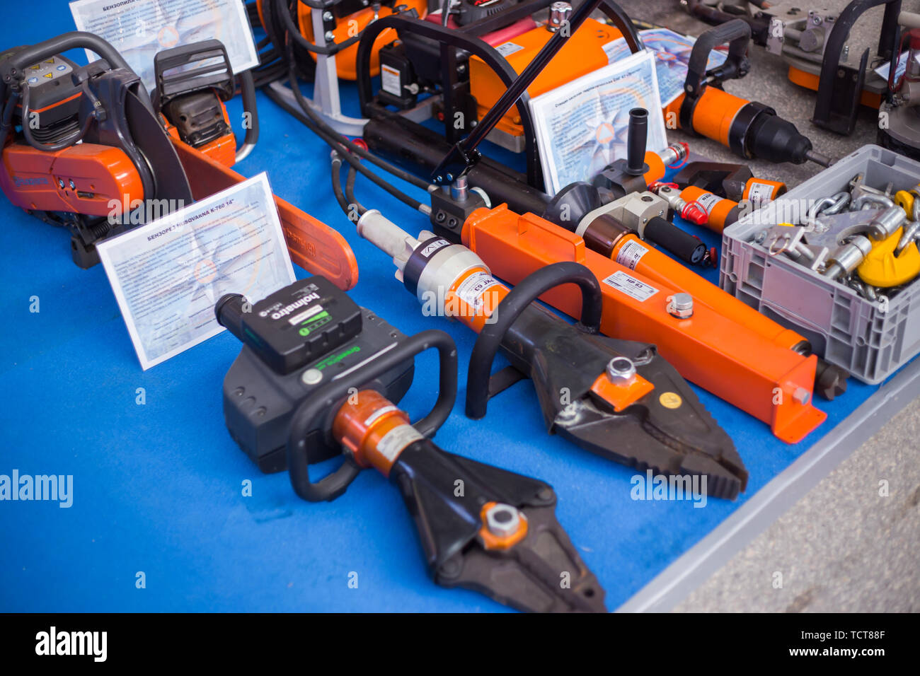 Equipaggiamento speciale del lavoratore di salvataggio Foto Stock