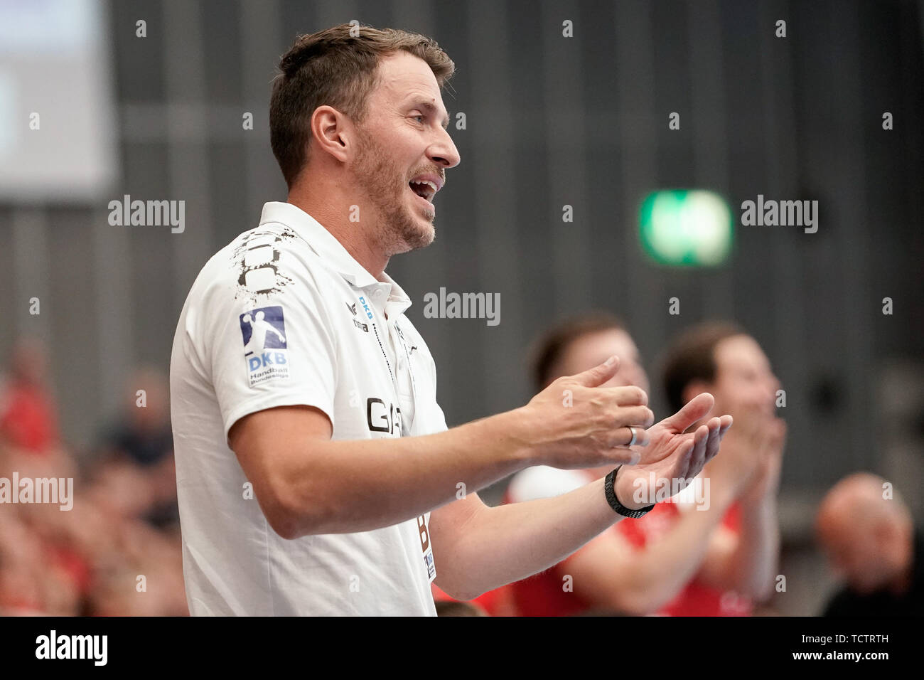 Benjamin Matschke (Ben Matschke, pullman, head coach, Civette), fornisce istruzioni, gesticulates, gesticulate con i poveri, dà istruzioni, gesticulate, immagine singola, azione, azione, 09.06.2019, Ludwigshafen am Rhein, pallamano, DKB Bundesliga, TSG Ludwigshafen -Friesenheim (Civette) - TSV GWD Minden | Utilizzo di tutto il mondo Foto Stock